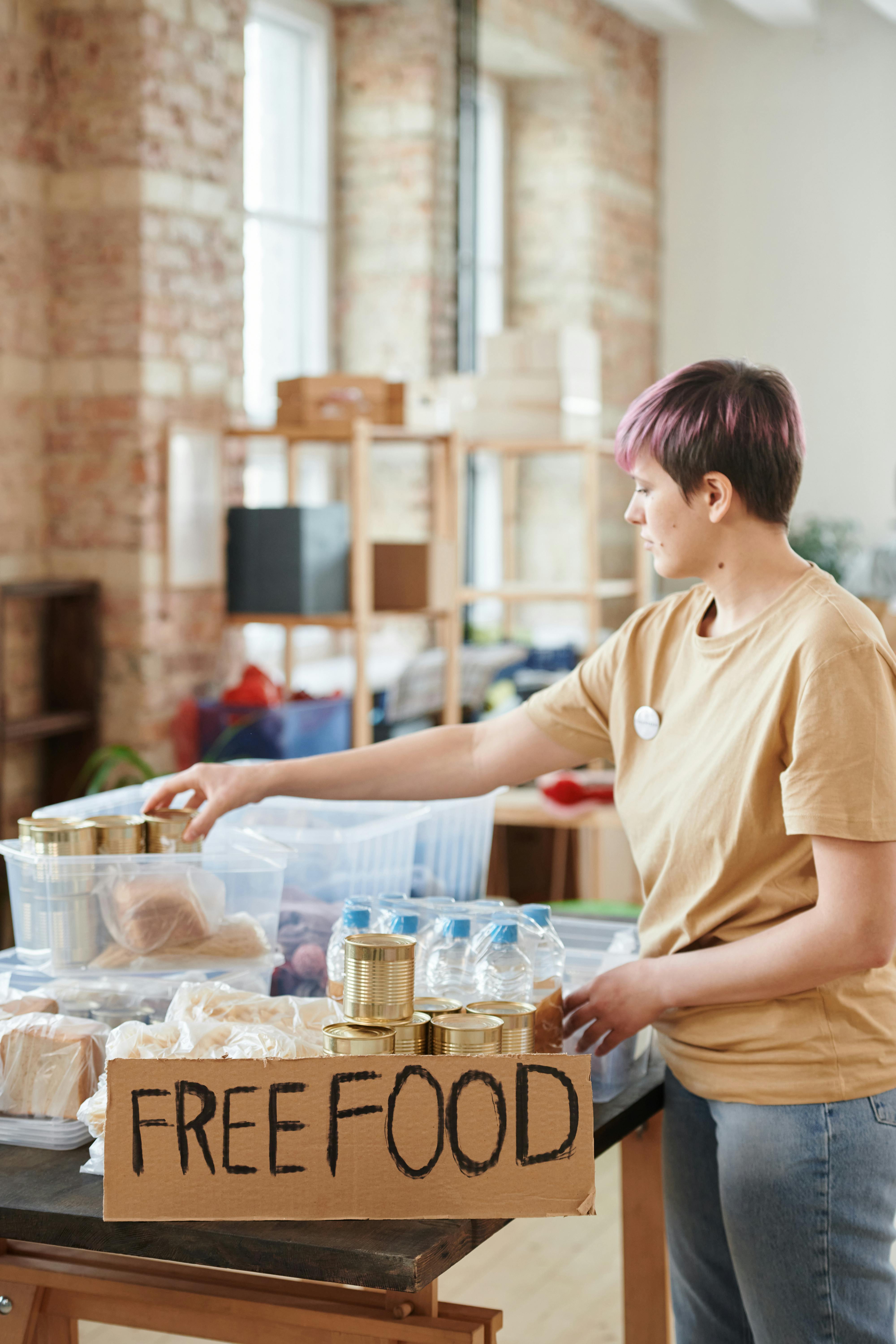 Start Local Food Bank in Ukmergė